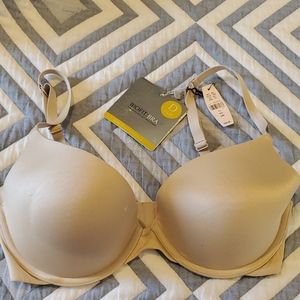 34D nwt vitcorias secret bra